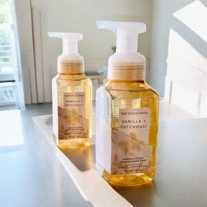 Bath & Body Works Aromatherapy Vanilla Patchouli Foaming Hand Soap Set of 2 New